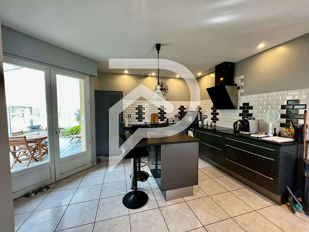 Maison à PEYREHORADE