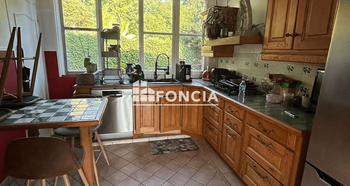 Coup de coeur Familial, Maison T5+ Jardin, l'espace qu'il vous fallait - photo 3