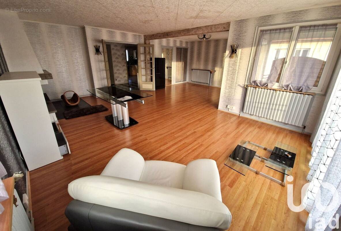 Photo 1 - Appartement à CHELLES