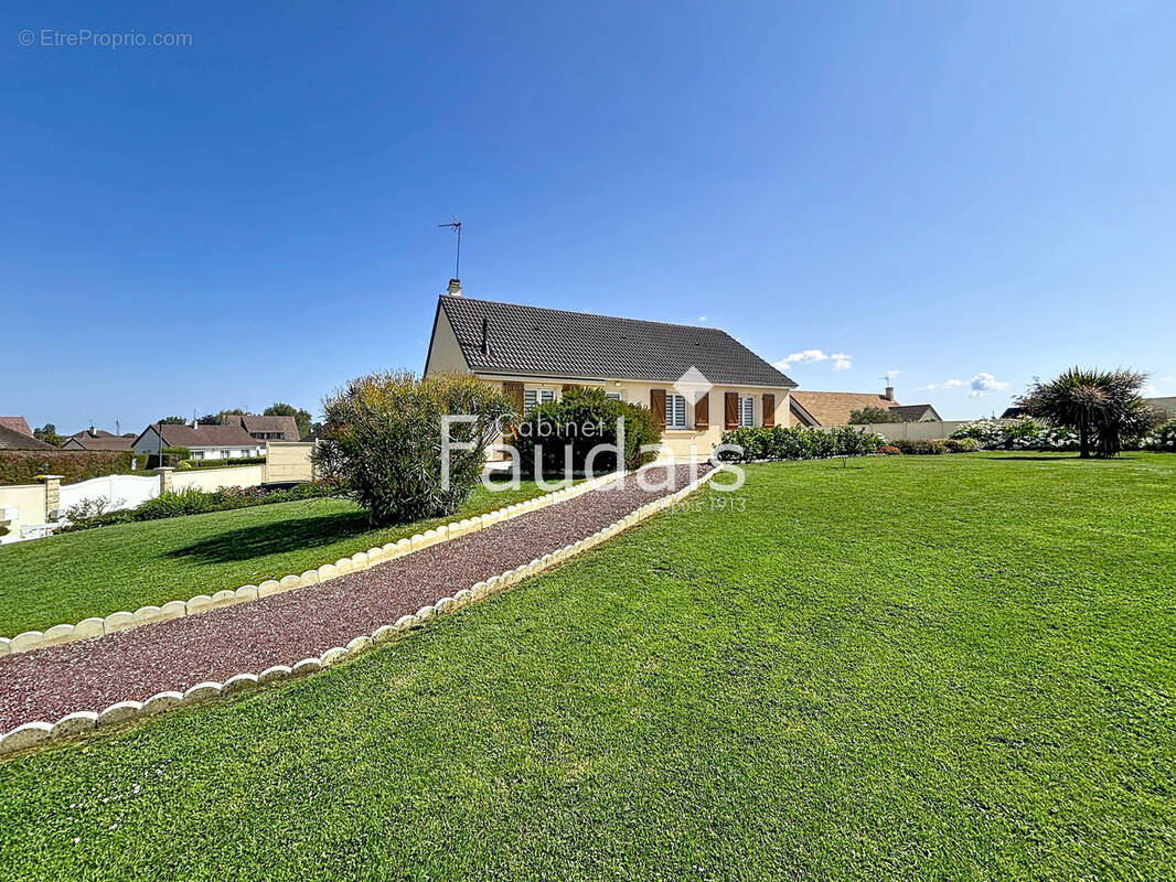 Maison à ISIGNY-SUR-MER