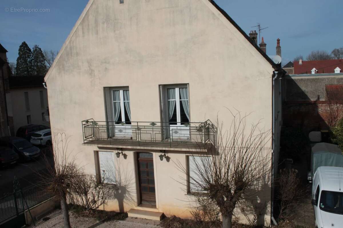 Maison à SEURRE
