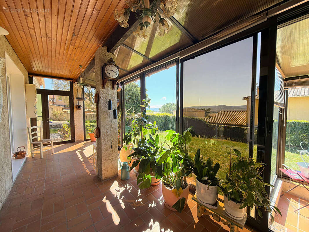 Maison à VILLELAURE