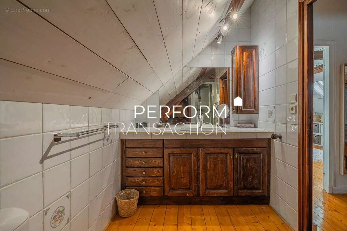 Maison à SAINT-MARTIN-D&#039;URIAGE