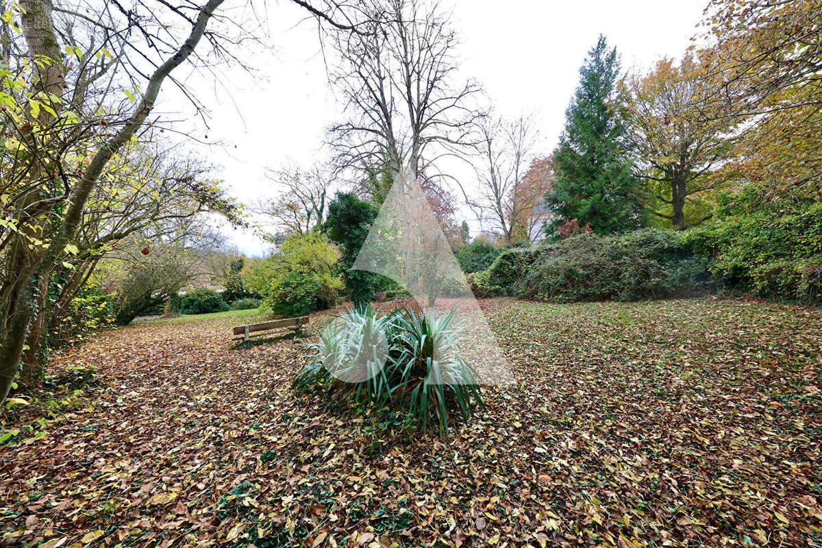 Maison à SOISY-SUR-SEINE