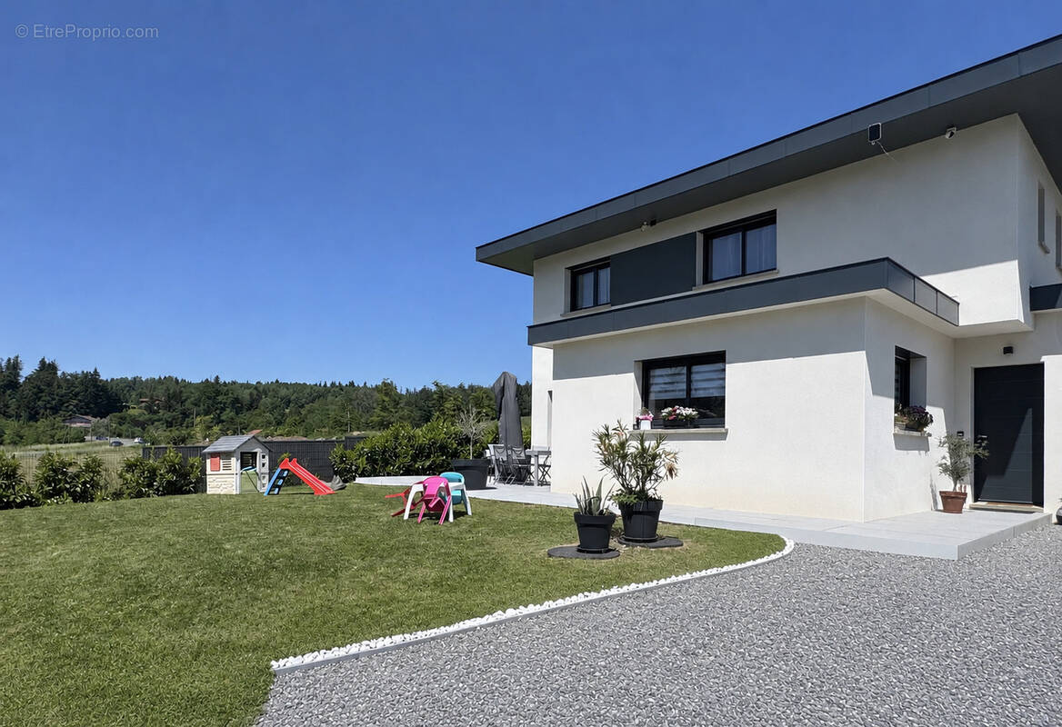 Photo 1 - Maison à LA ROCHE-SUR-FORON