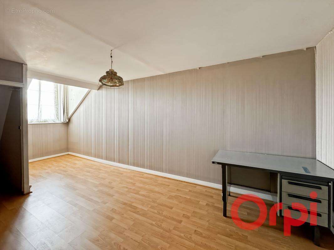 Appartement à SAINT-AMAND-MONTROND