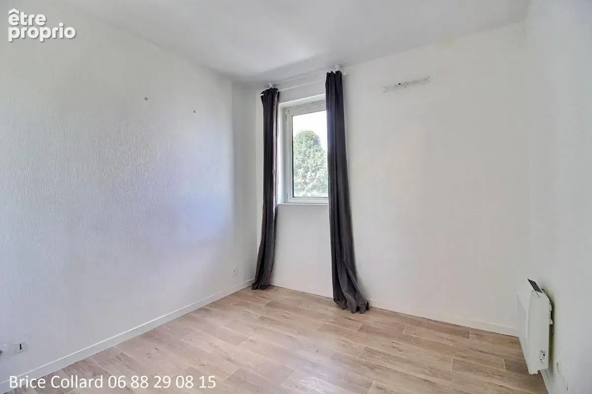 60300 SENLIS Appartement T2 avec balcon, cave et parking - photo 8