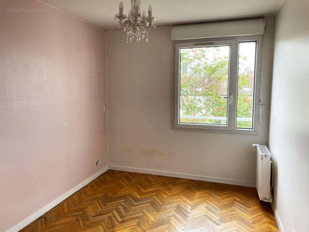 Appartement à SURESNES