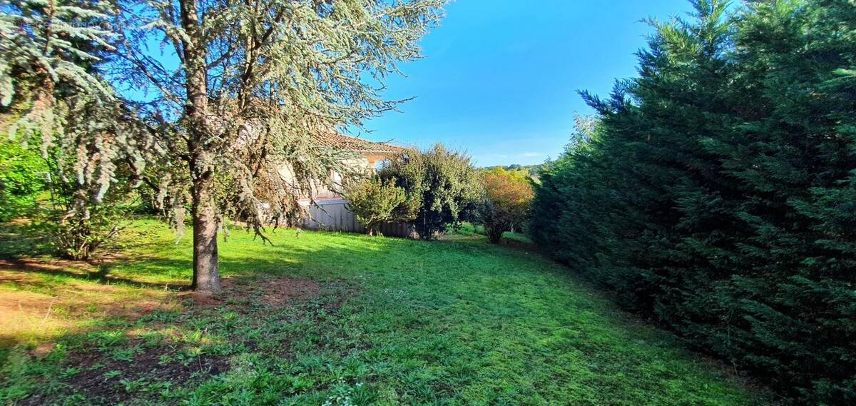 Maison à LACHASSAGNE