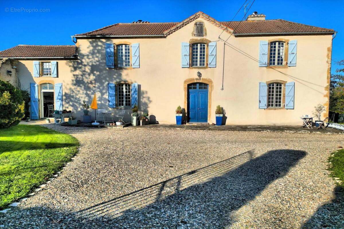 Maison à MADIRAN