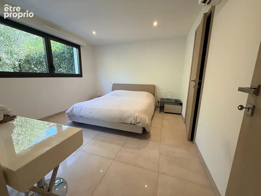 Appartement  récent  Saint Raphael 2 pièce(s) 53 m2 - photo 9