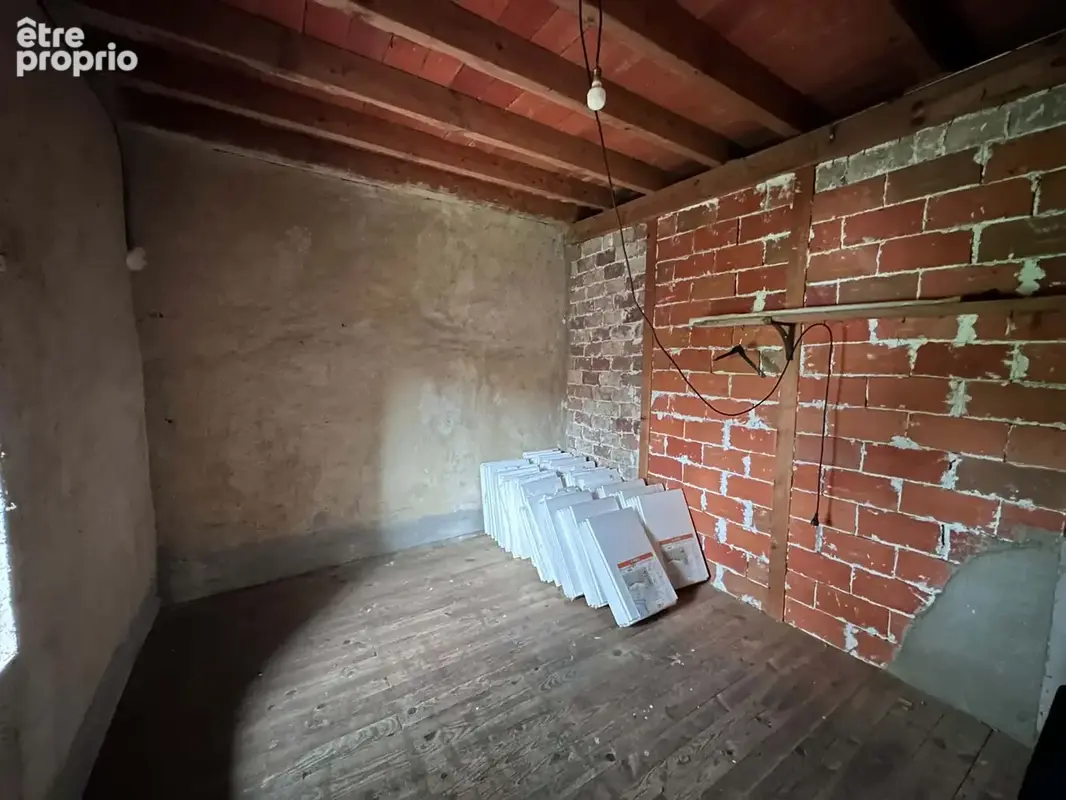 Maison 8 pièces 136 m² à vendre à Charensat (63640) - photo 13