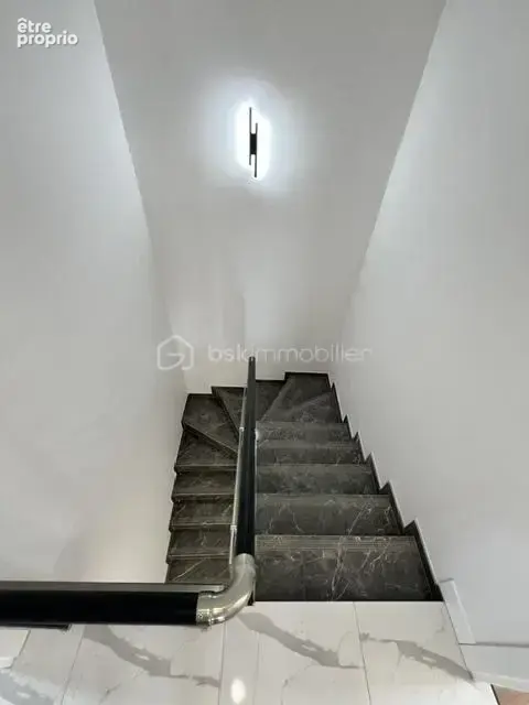 Maison familiale moderne, 140m2 habitable, 5 chambres, terrain 539m2 - photo 10