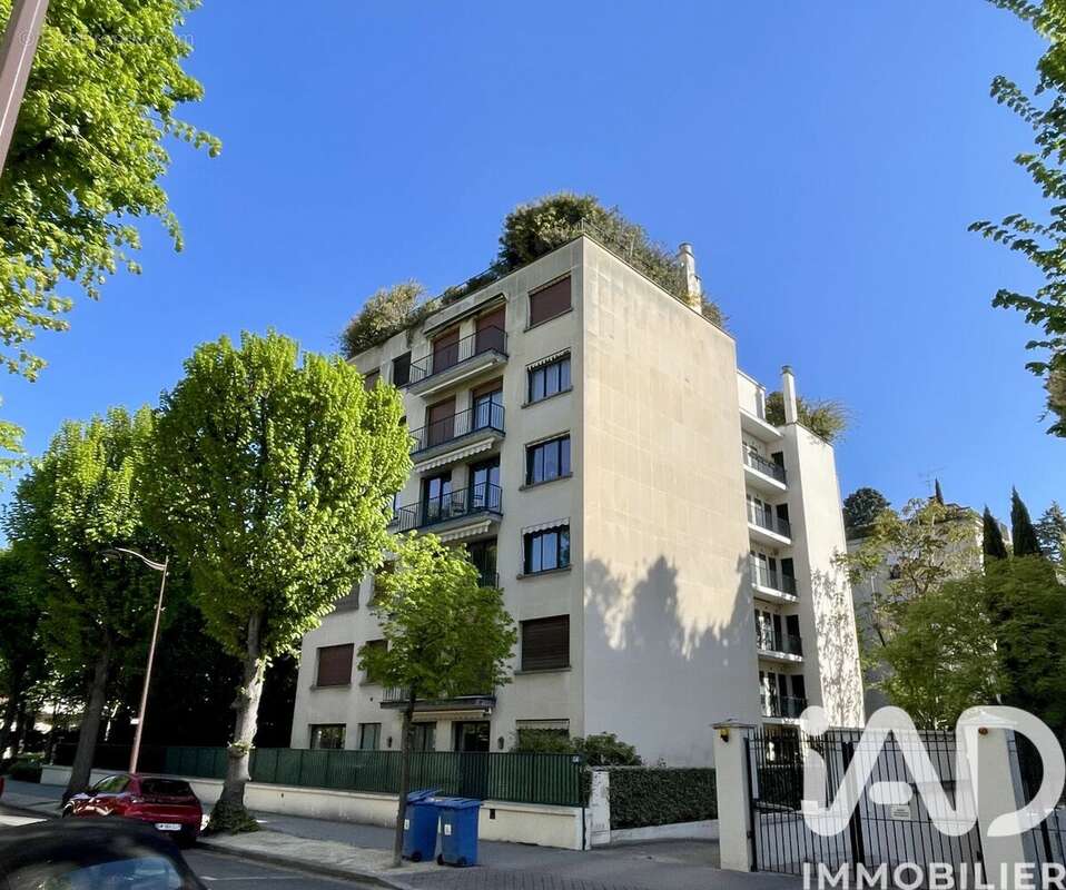 Photo 3 - Appartement à NEUILLY-SUR-SEINE