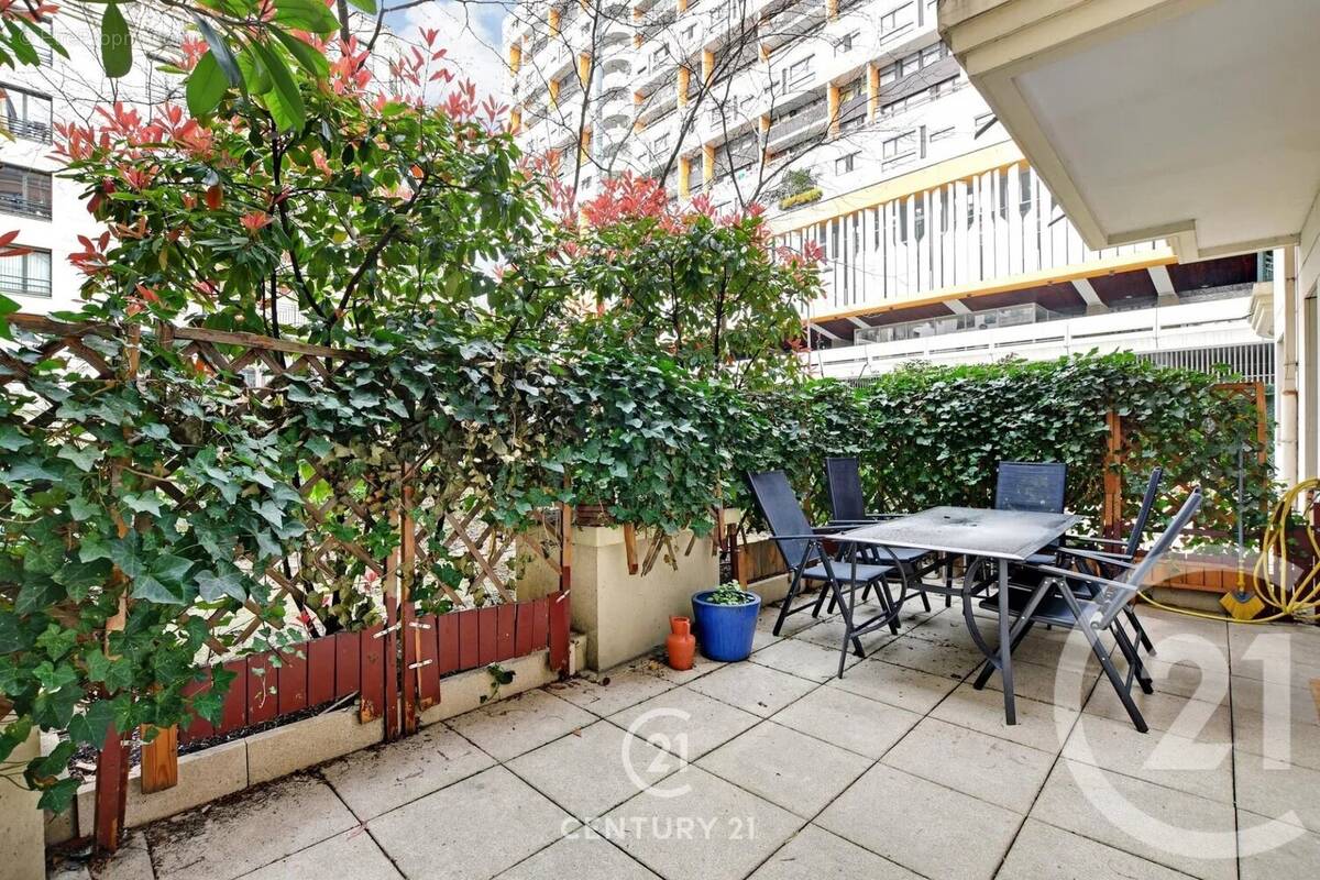 Appartement à PARIS-15E