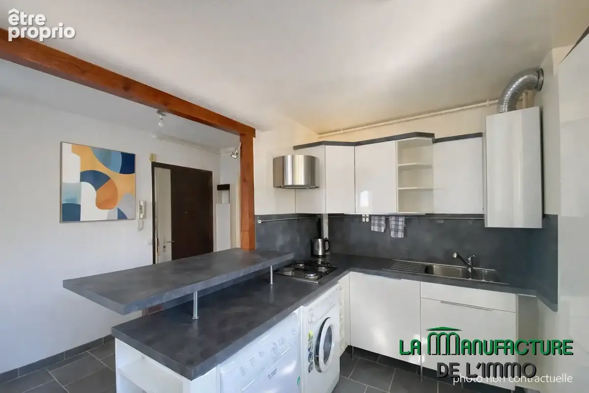 Appartement f2 avec stationnement / saint etienne metare-hpl - photo 3