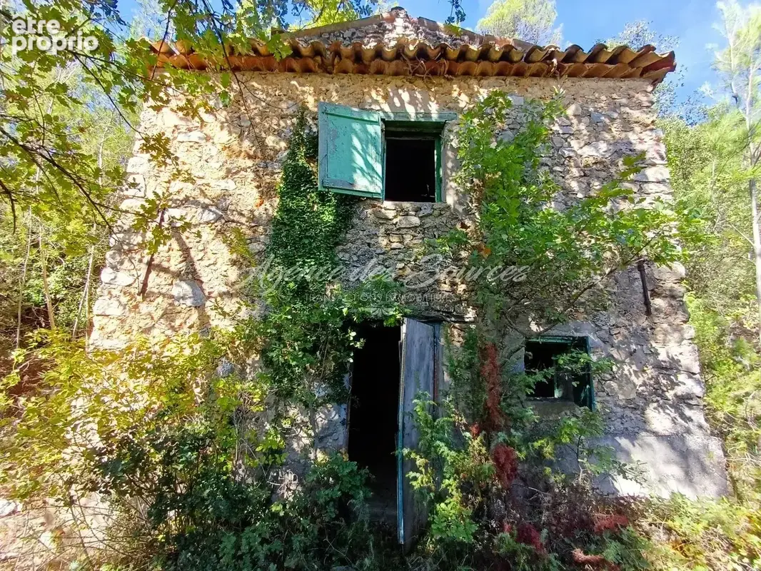 Bastidon de 42 m² à Bras - photo 1
