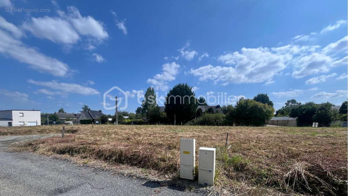  Terrain de 763 m² à vendre viabilisé – Lotissement situé au Vieux Bourg à Saint-Thual (35190) - photo 3