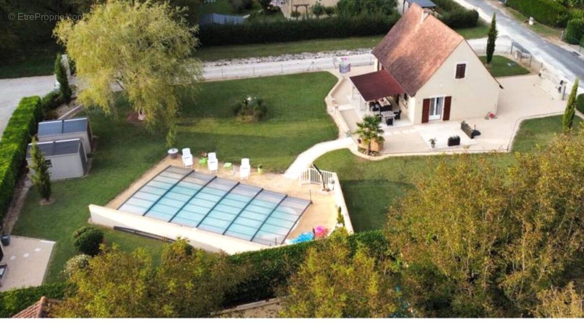 Maison à SAINT-VINCENT-DE-COSSE