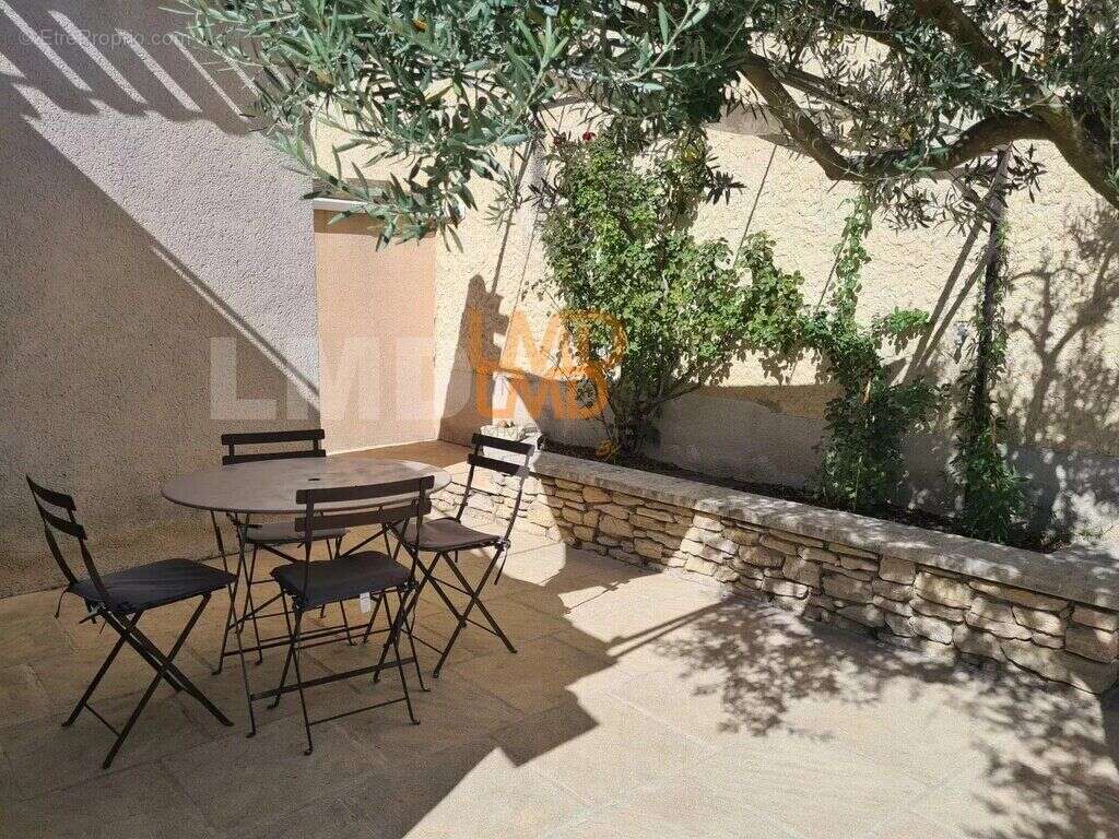 Maison à CAUMONT-SUR-DURANCE