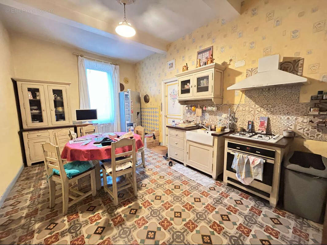 Maison à LEZIGNAN-CORBIERES