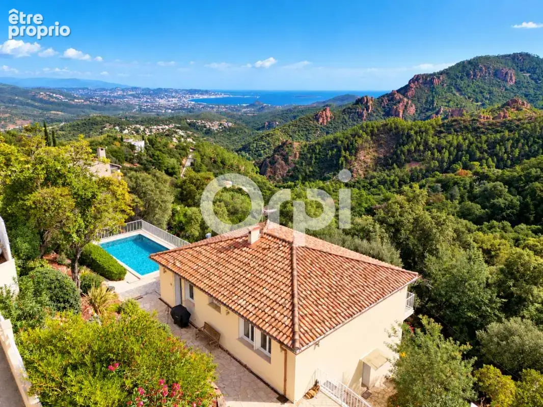 Vue panoramique - rénové - piscine - dépendance - photo 2