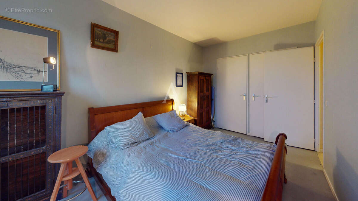 Appartement à VILLENEUVE-LA-GARENNE