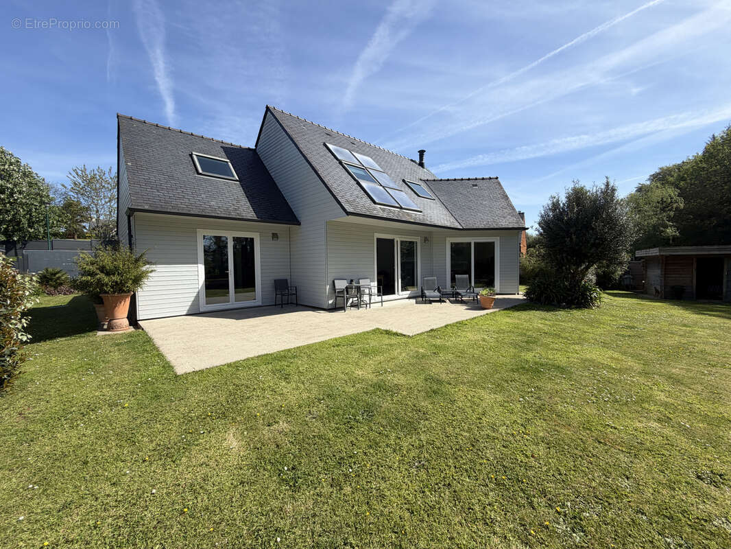 Maison à PLOUIGNEAU