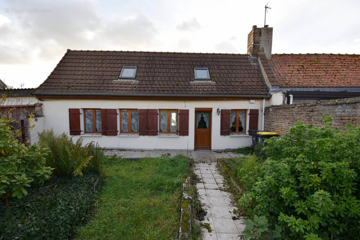 Maison à SAINT-SAUVEUR