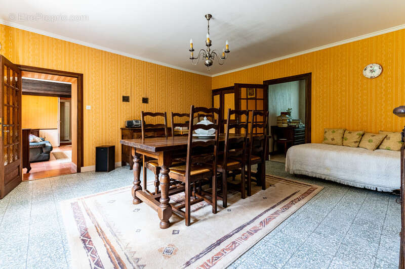 Maison à COUTERNON