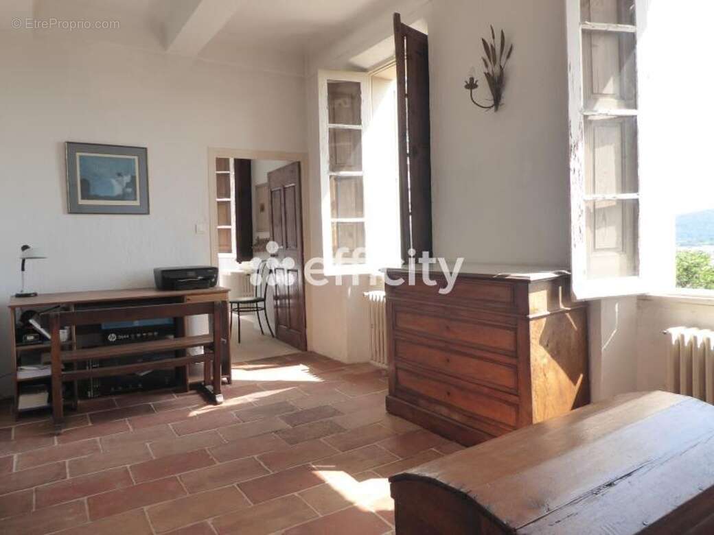 Maison à DRAGUIGNAN