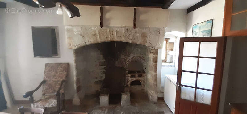 Maison à SAINT-CIRQ-LAPOPIE