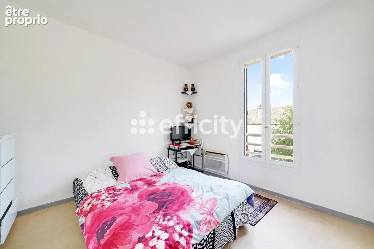 Appartement à VILLENEUVE-SAINT-GEORGES