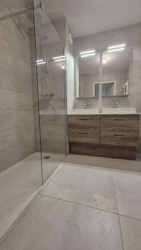 Appartement à CLAIX