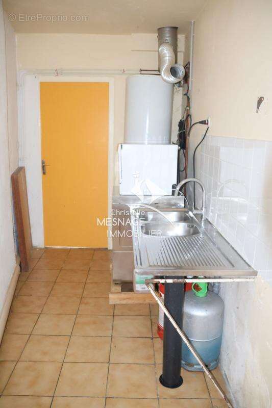 À vendre chez Christelle Mesnage Immobilier Ensemble immobil - photo 7