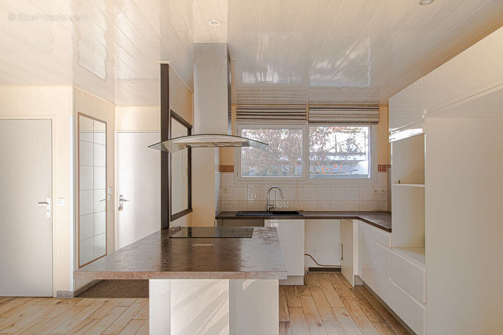 Maison à LA LONDE-LES-MAURES