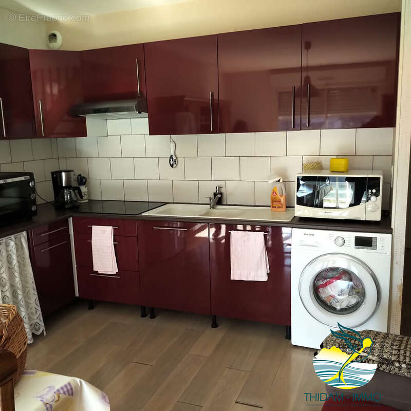Appartement 70 m² à Nay  - photo 2