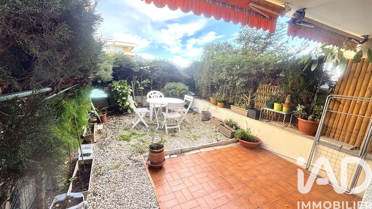 Photo 3 - Appartement à ROQUEBRUNE-CAP-MARTIN