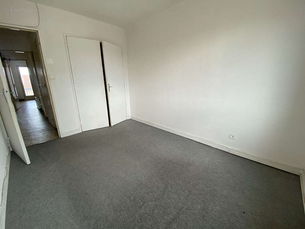 Appartement à LE COTEAU