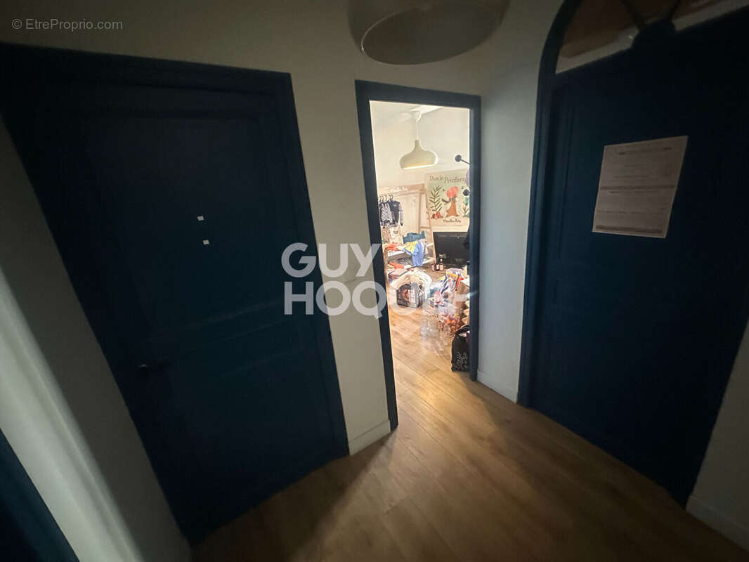 Commerce à SAINT-CYPRIEN