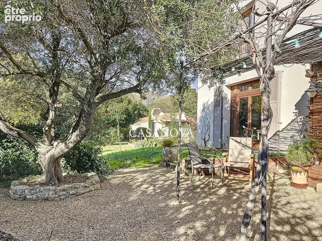 Maison de 230 m² sur joli jardin de 1700m² - photo 15