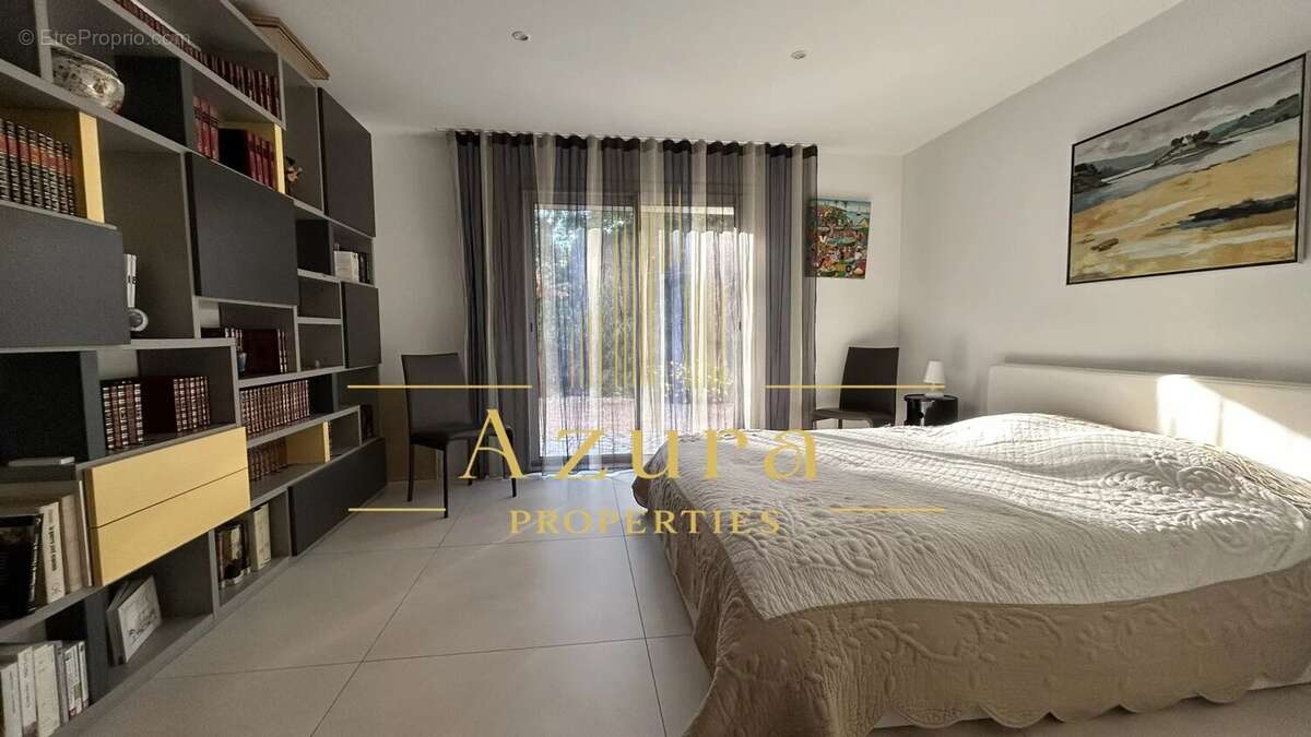 Appartement à SAINT-RAPHAEL