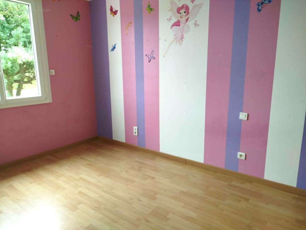 Maison de bourg avec 2 chambres et beau jardin - photo 5