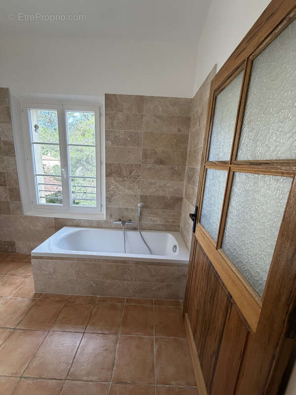 Maison à CORNILLON-CONFOUX