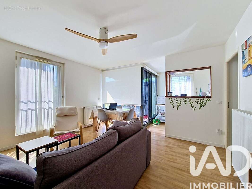 Photo 3 - Appartement à CHEVILLY-LARUE