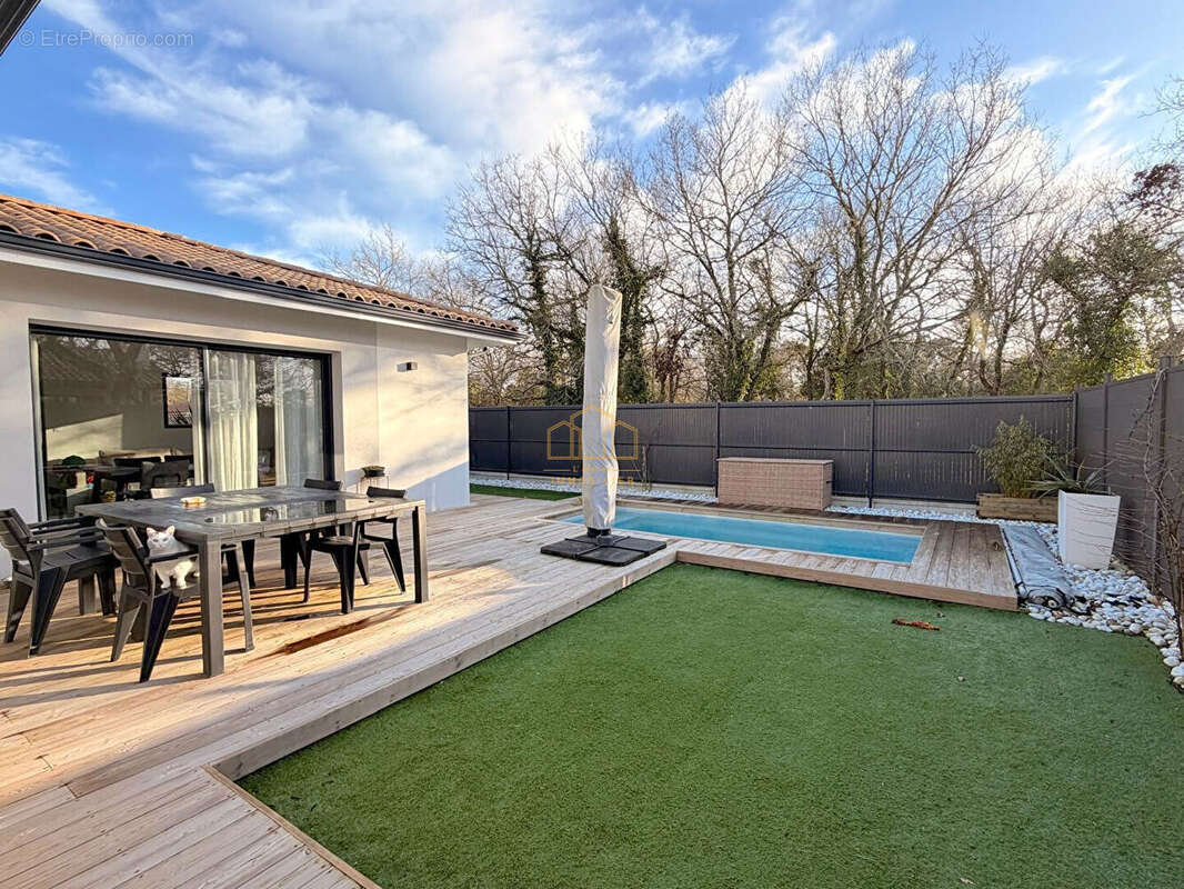 Maison à GUJAN-MESTRAS