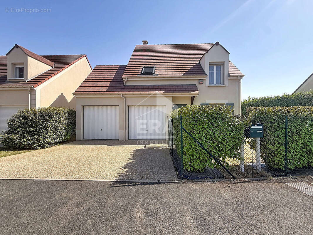 Maison à ANGERVILLE