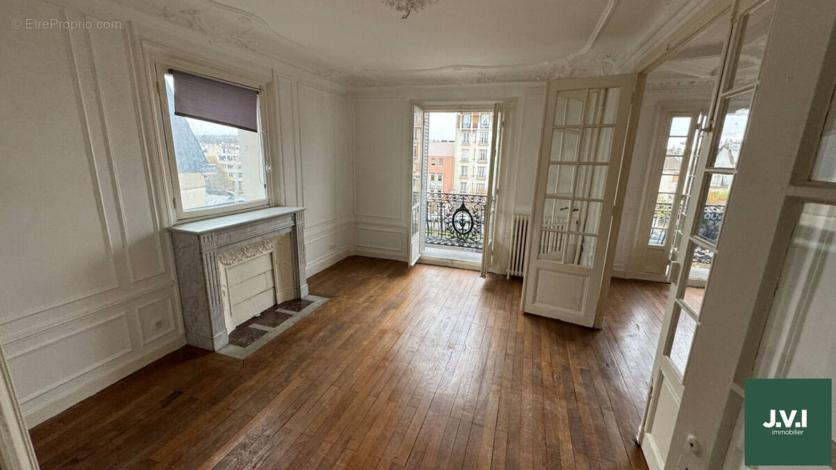 Appartement à ENGHIEN-LES-BAINS