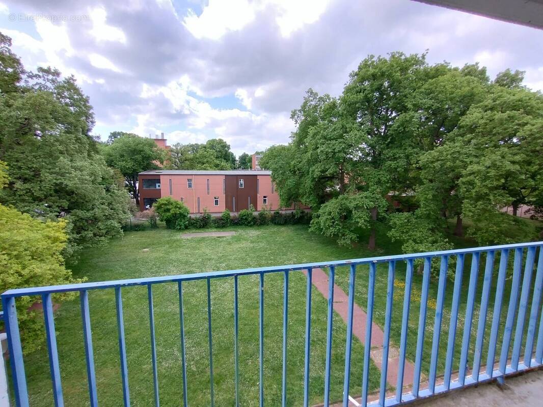Appartement à AUBERGENVILLE