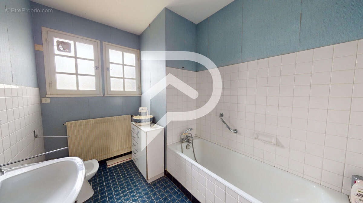 Maison à OLORON-SAINTE-MARIE